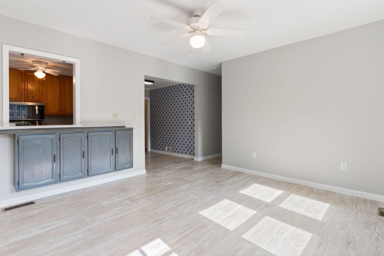 Fairfax House: 4023 Poplar St