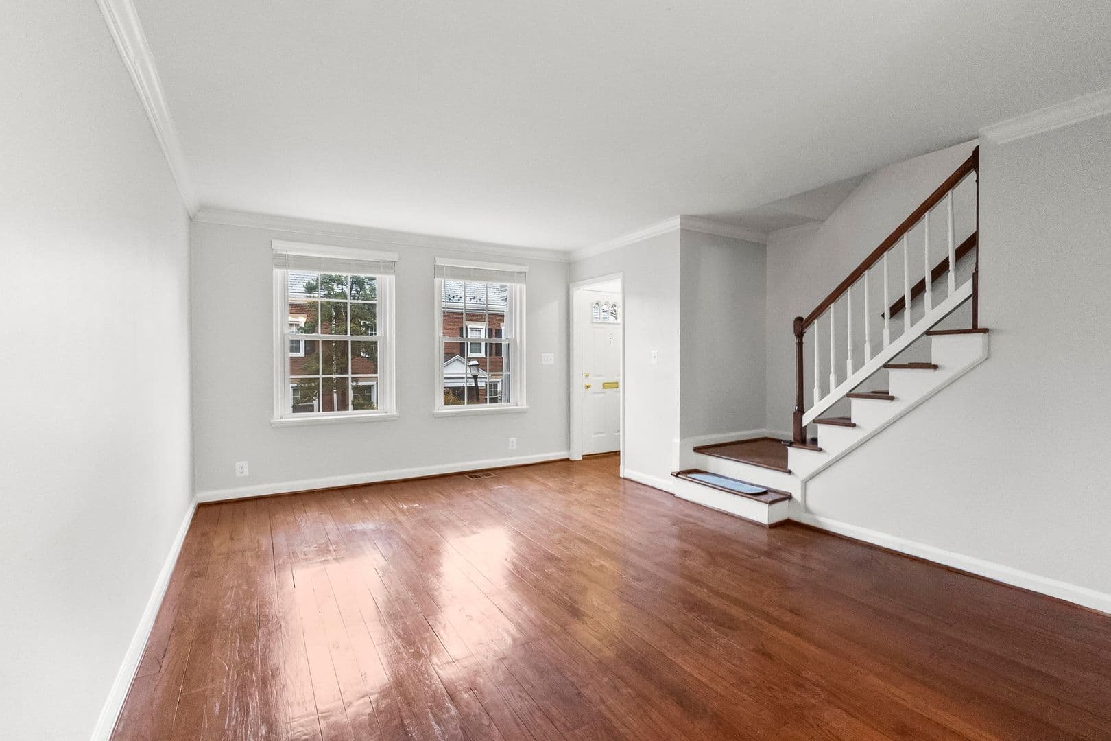 Arlington House: 3191 South Stafford Street