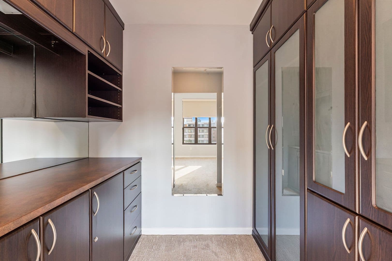 Washington House: 1001 L St NW