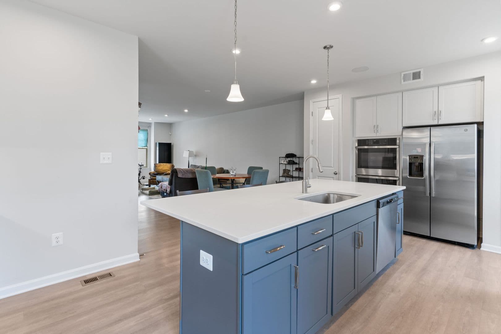 Triangle House: 18277 Summit Pointe Drive