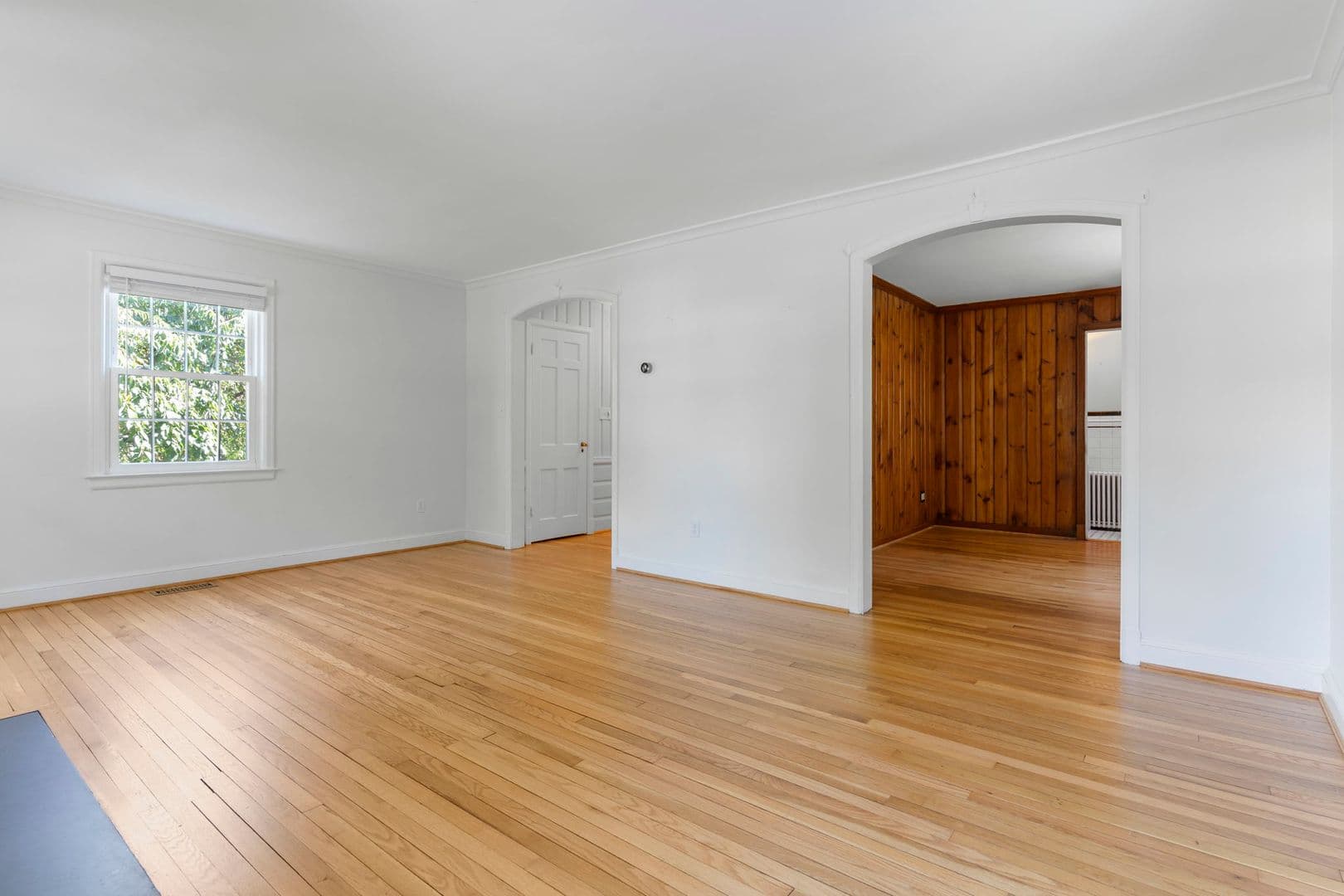 Alexandria House: 3114 Russell Rd