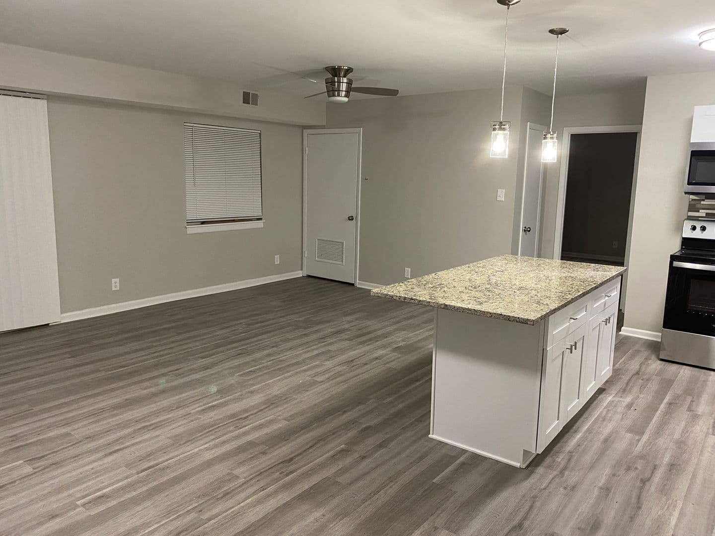 Alexandria Condo: 6220 Edsall Rd