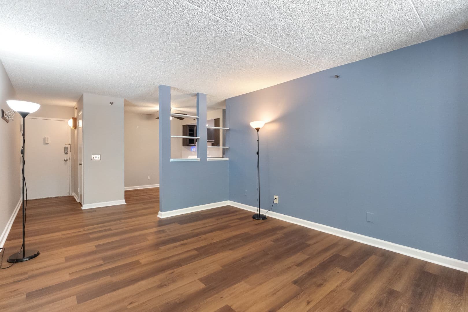Alexandria Condo: 5911 Edsall Rd Unit 201