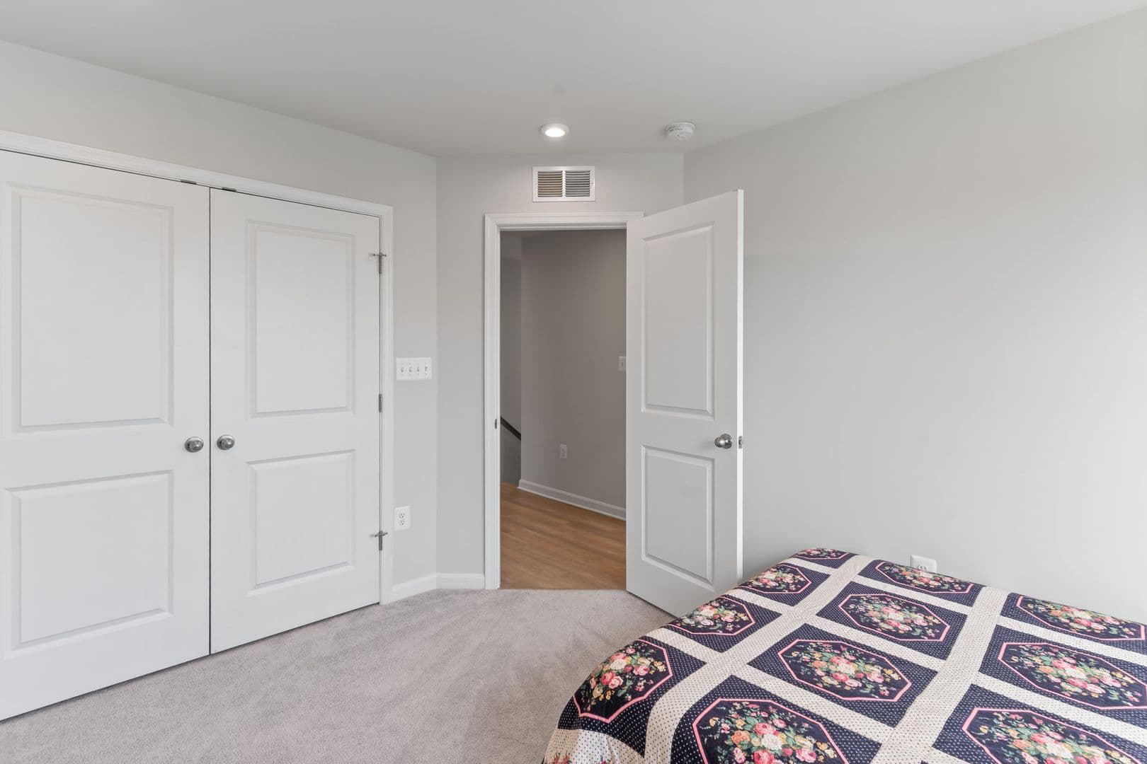 Triangle House: 18277 Summit Pointe Drive