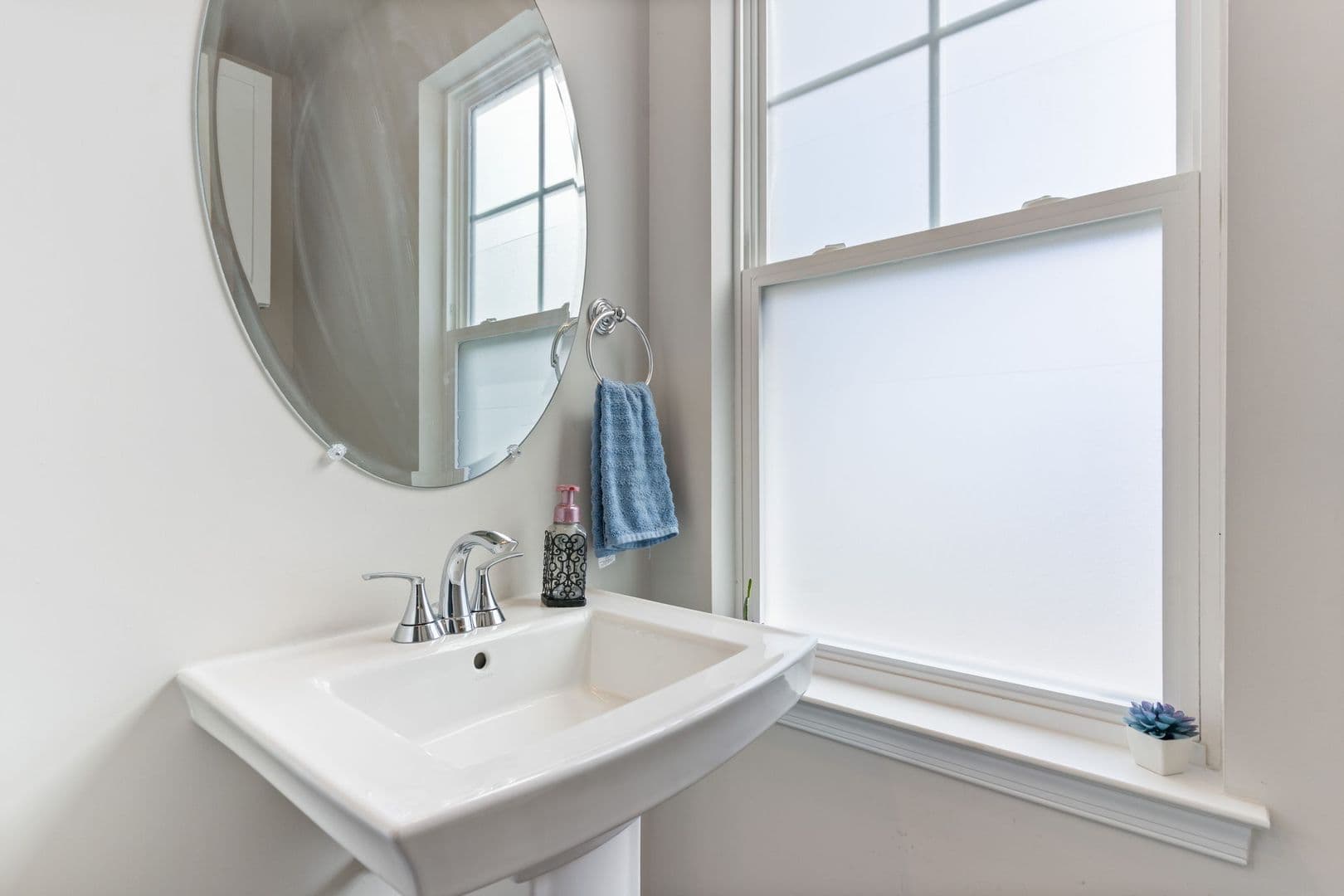 Triangle House: 18277 Summit Pointe Drive