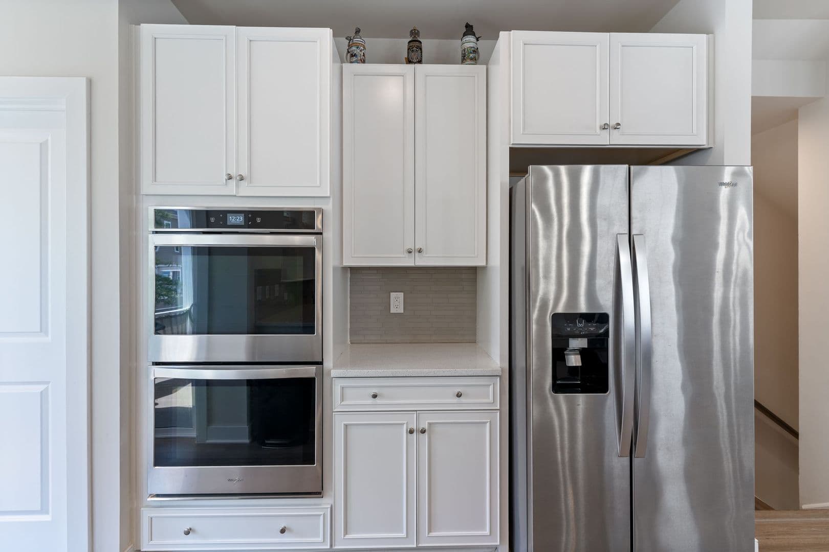 Dumfries House: 17713 Longspur Cove Lane