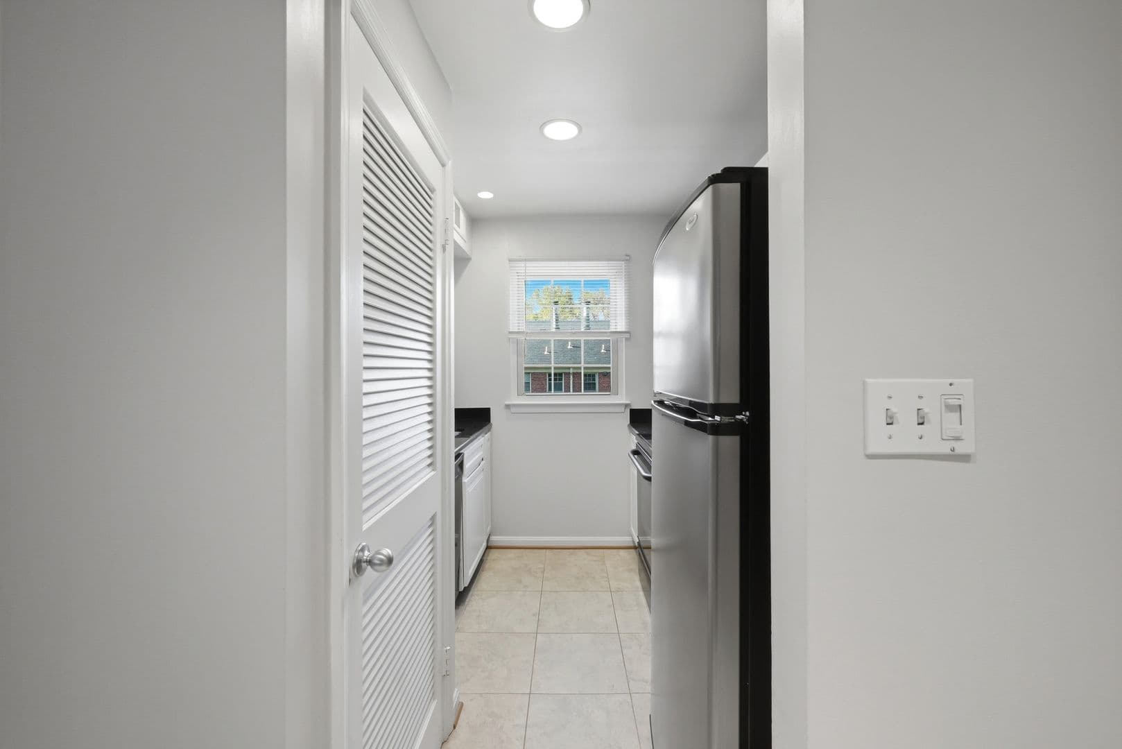 Alexandria House: 525 Bashford Ln