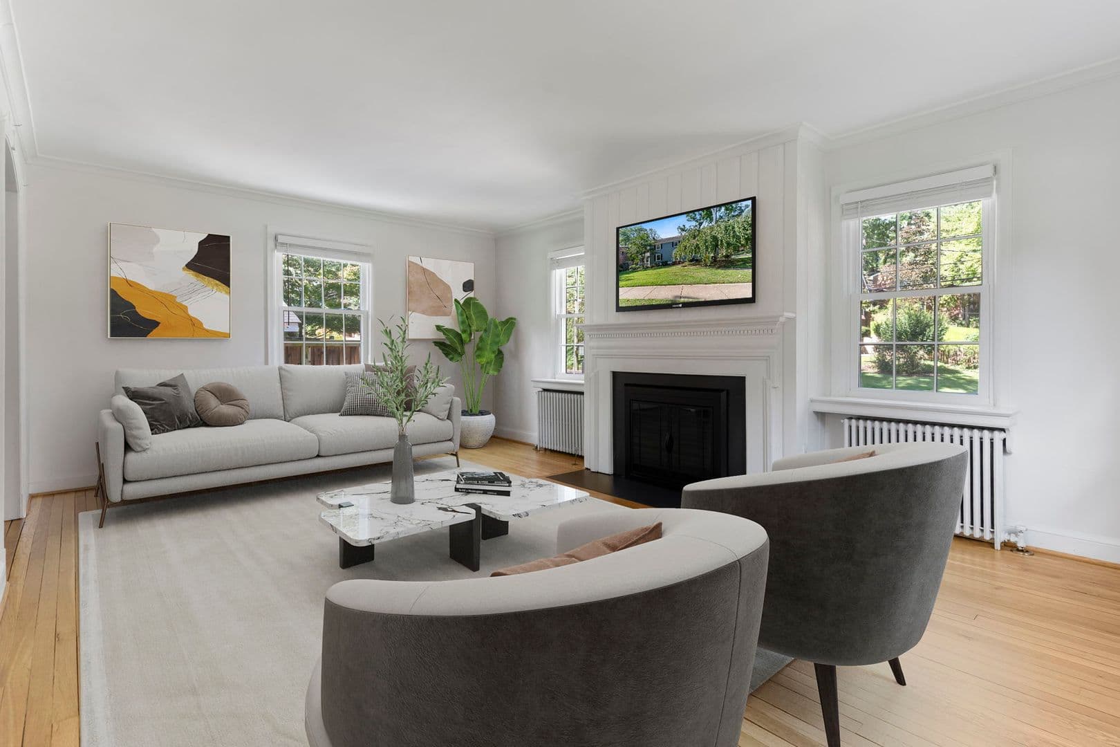 Alexandria House: 3114 Russell Rd