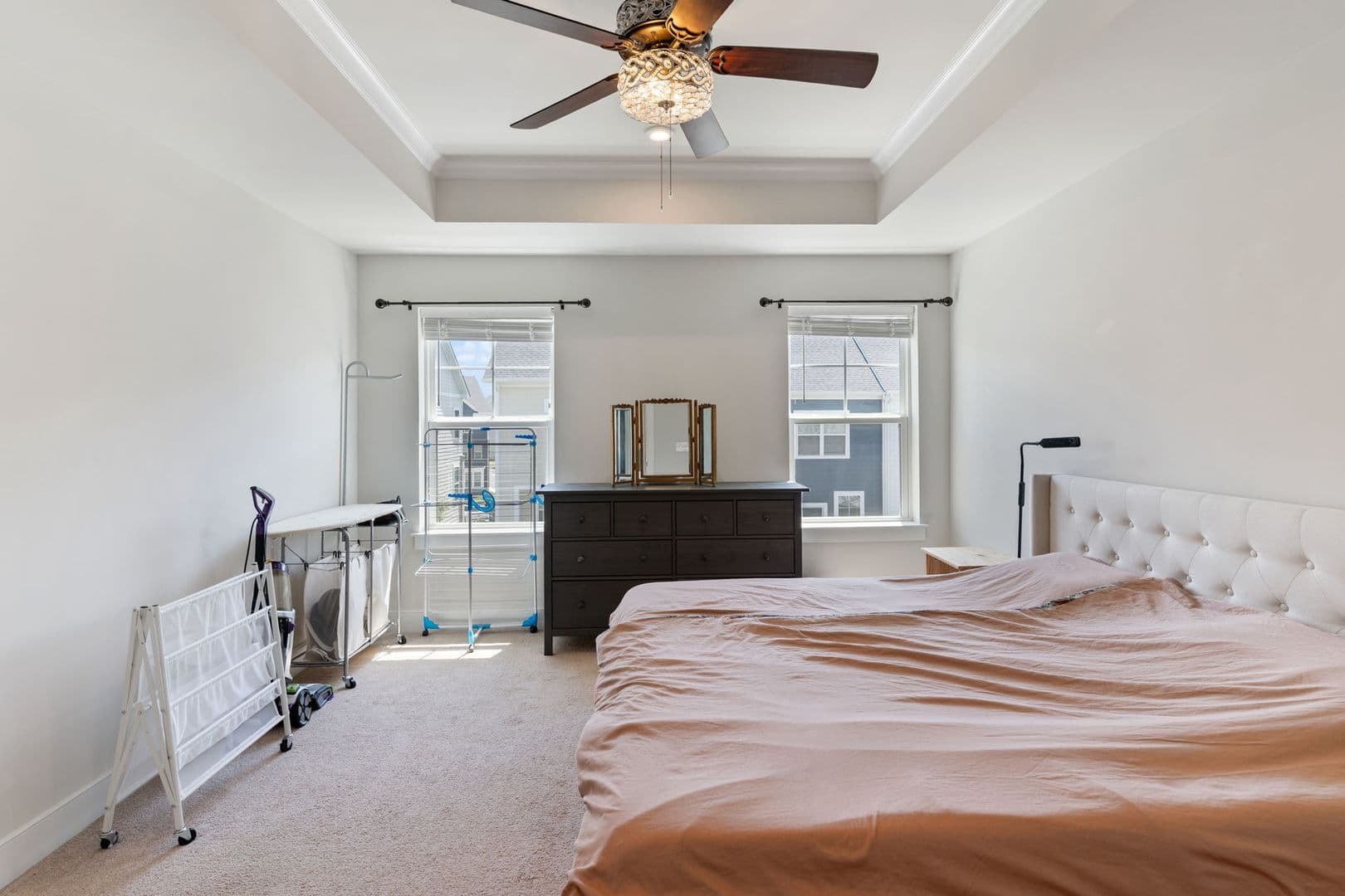 Dumfries House: 17713 Longspur Cove Lane