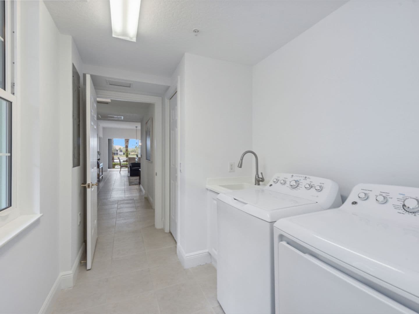 Naples House: 9229#103