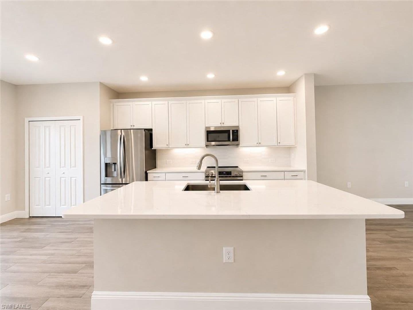 Naples Townhome: 5046 Draco Circle #3001