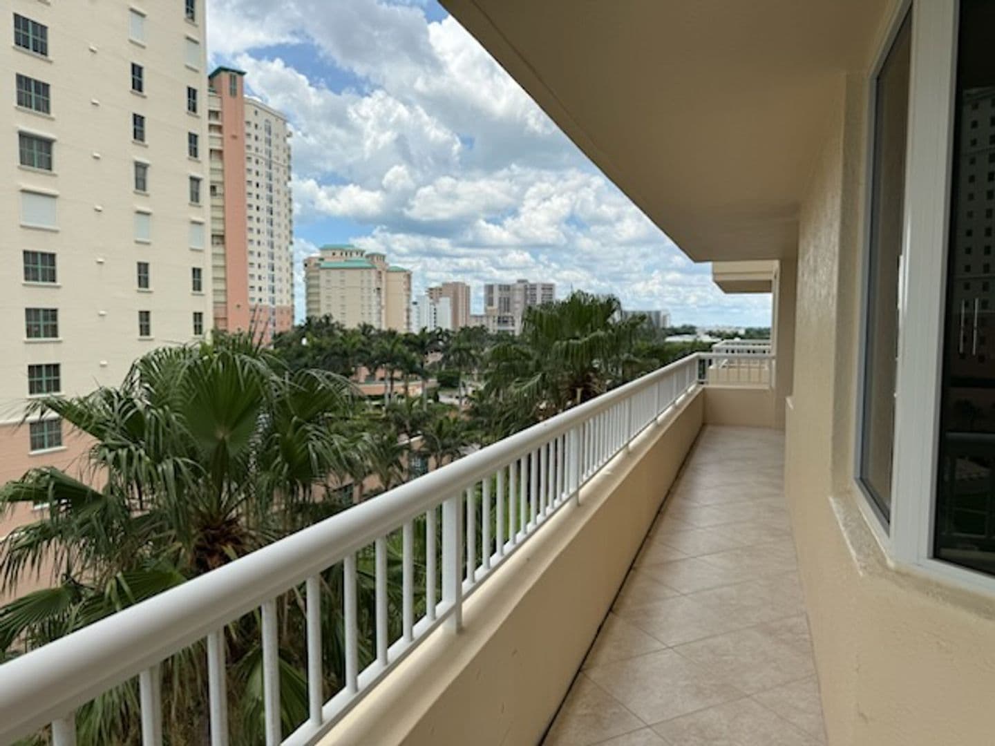 Marco Island Condo: 990 Cape Marco Drive 608