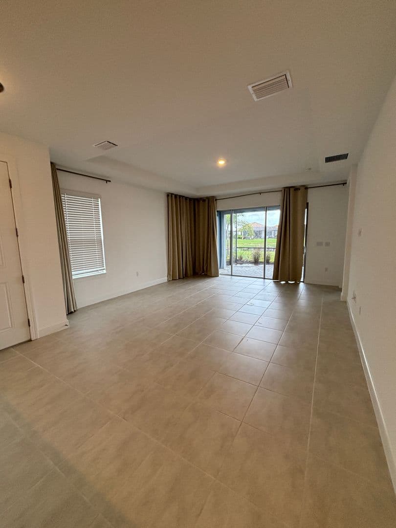 Lakewood Ranch House: 16117 Isola Place
