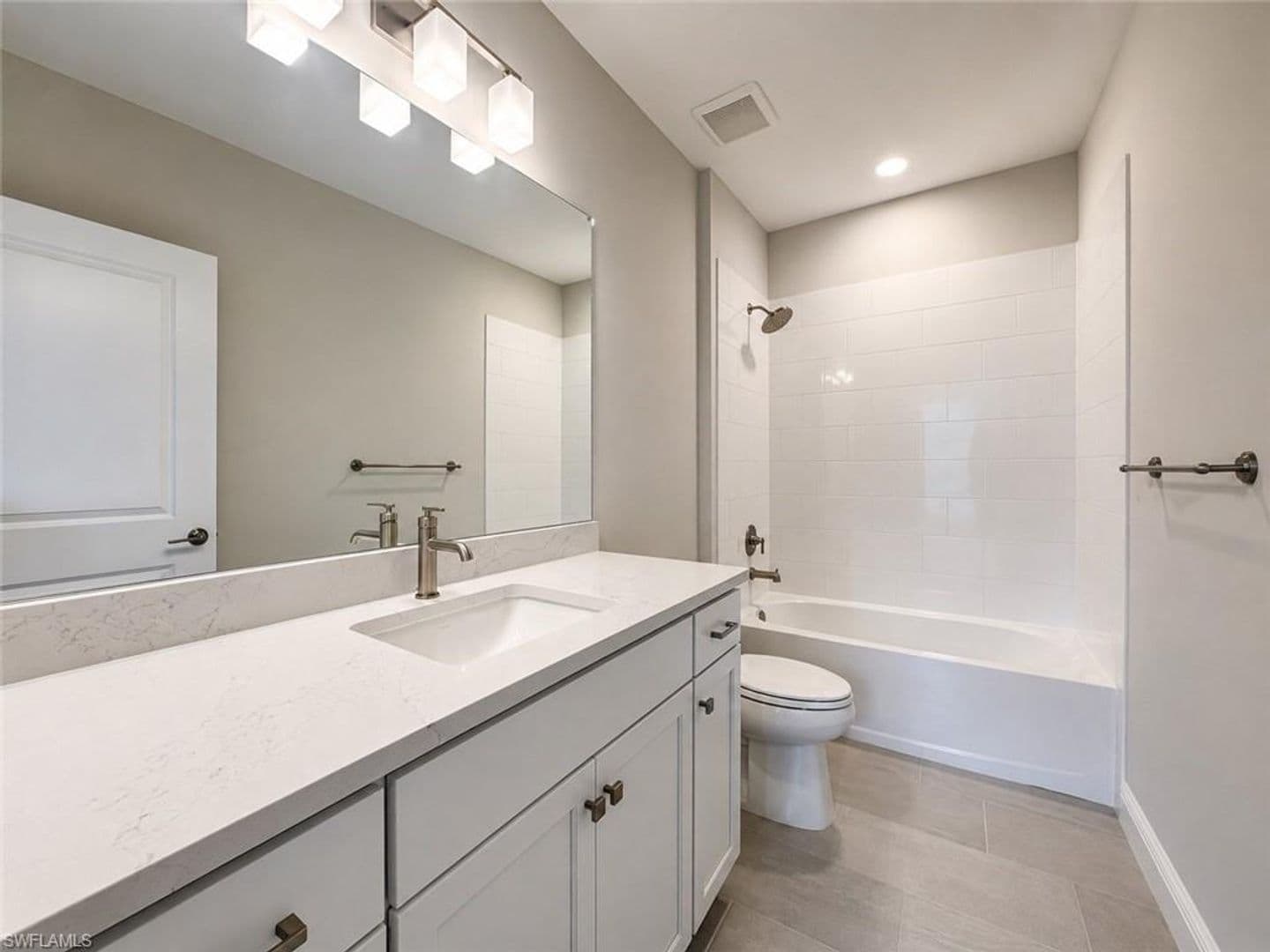 Naples Townhome: 5046 Draco Circle #3001