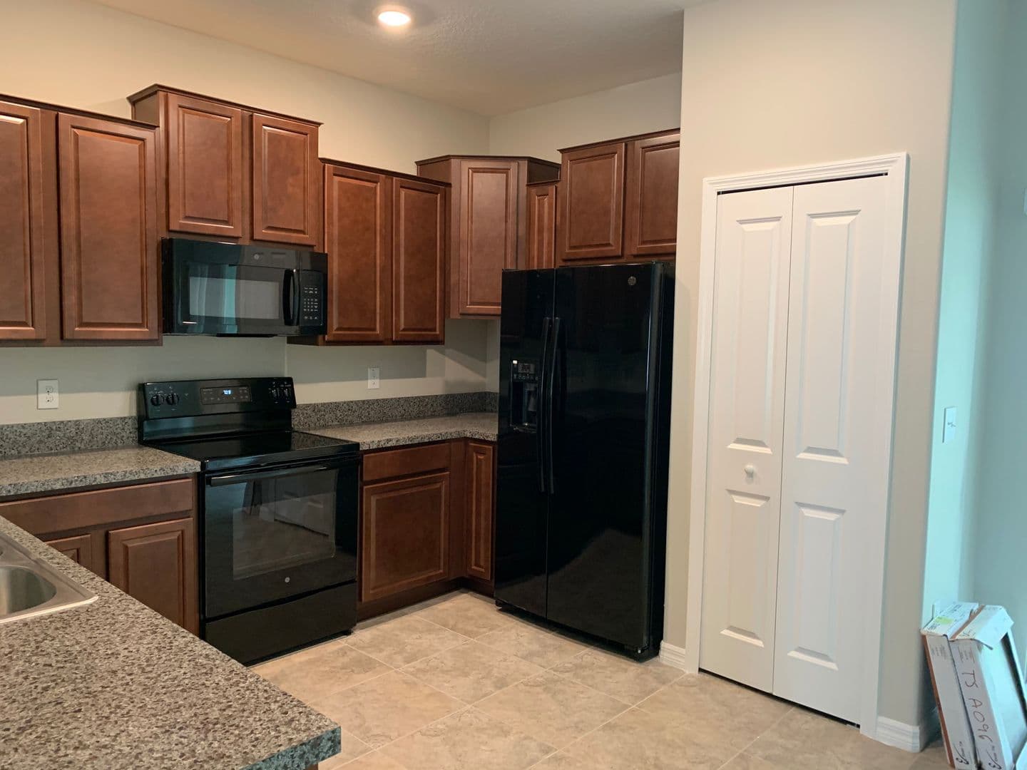 TAMPA House: 3824 Cat Mint ST - 3824 Cat Mint ST