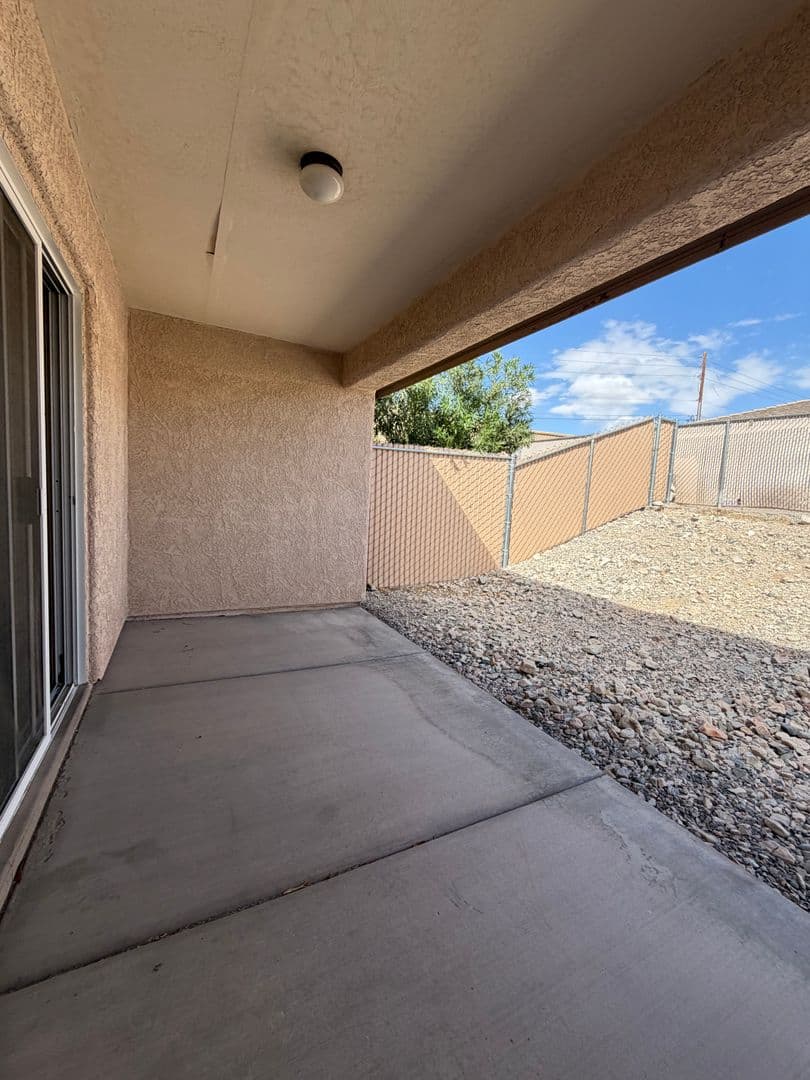 Lake Havasu City Apartment: 2065 Runabout Dr.