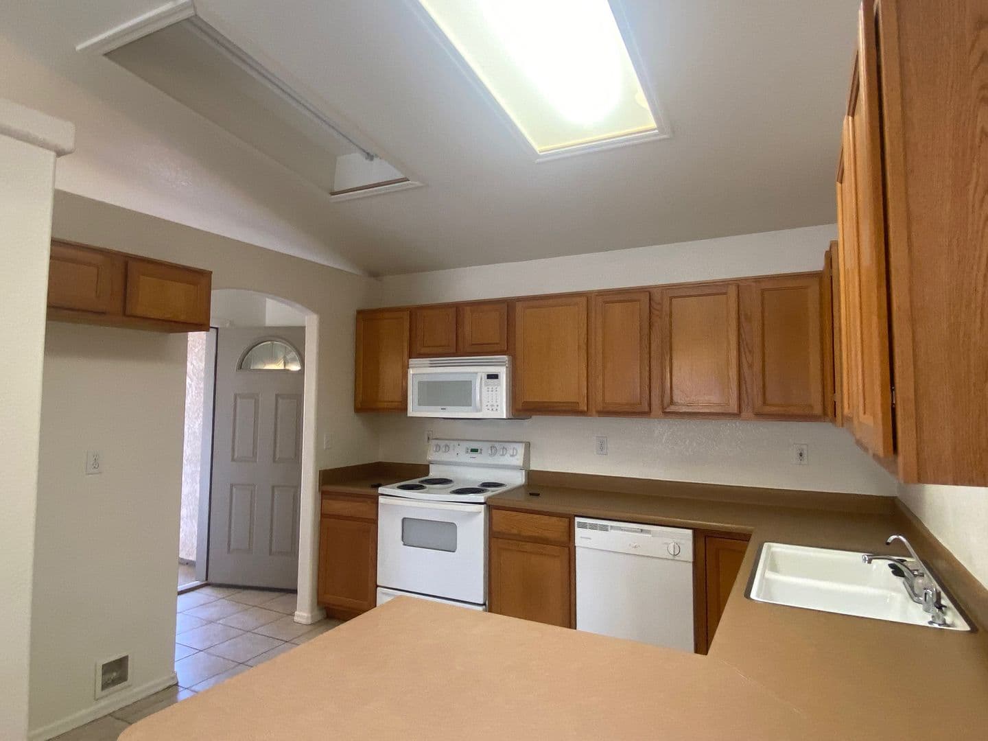 Lake Havasu City Apartment: 2065 Runabout Dr.