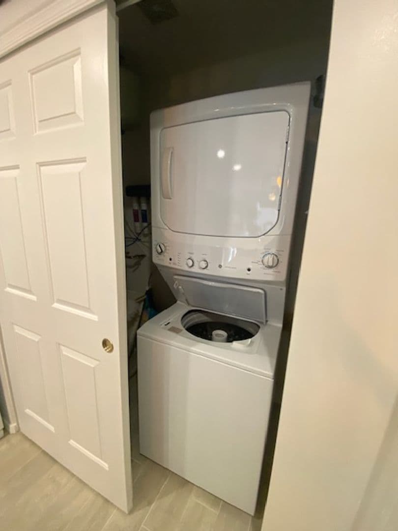 Lake Havasu City Apartment: 3045 Palisades Drive