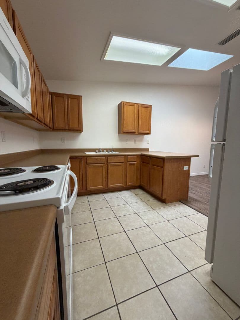 Lake Havasu City Apartment: 2065 Runabout Dr.