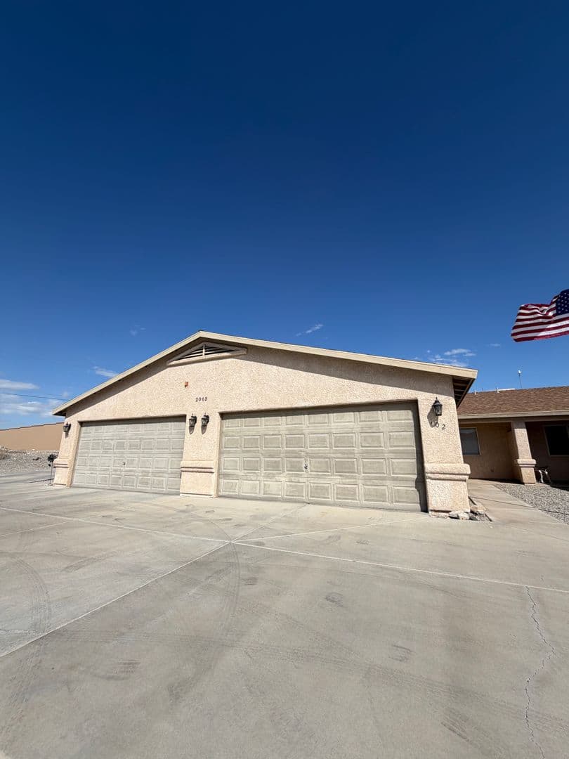 Lake Havasu City Apartment: 2065 Runabout Dr.