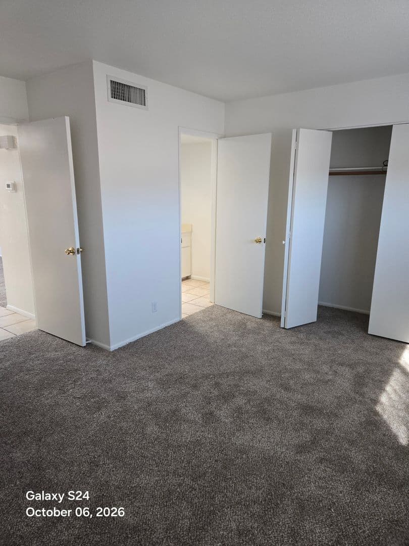 Lake Havasu City Apartment: 2010 Swanson Avenue