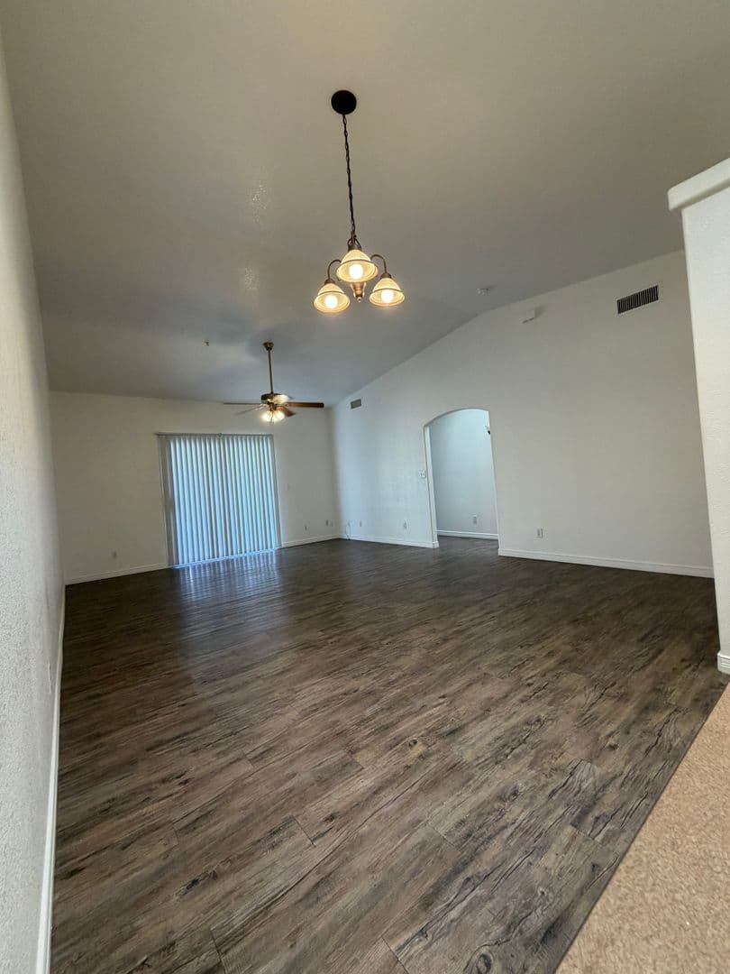 Lake Havasu City Apartment: 2065 Runabout Dr.