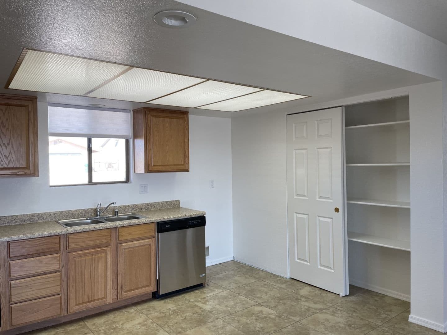 Lake Havasu House: 2696 Tradewind Drive
