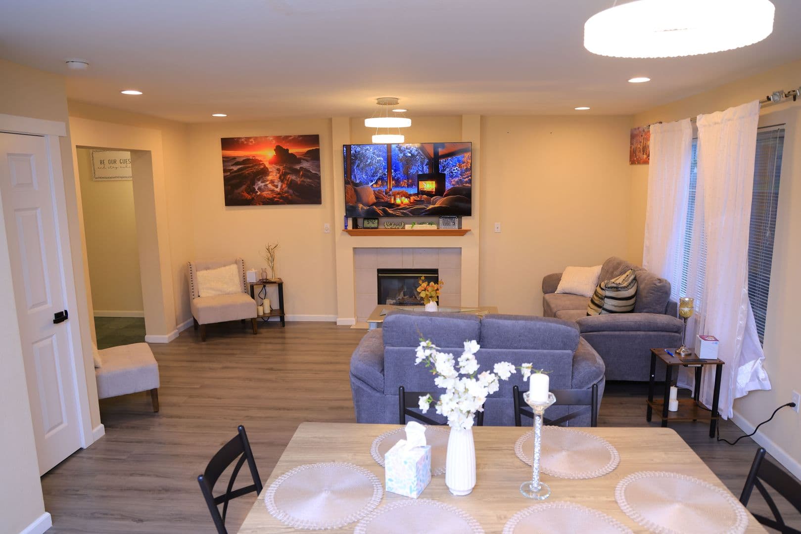 Kent House: 2717 S 268th Pl