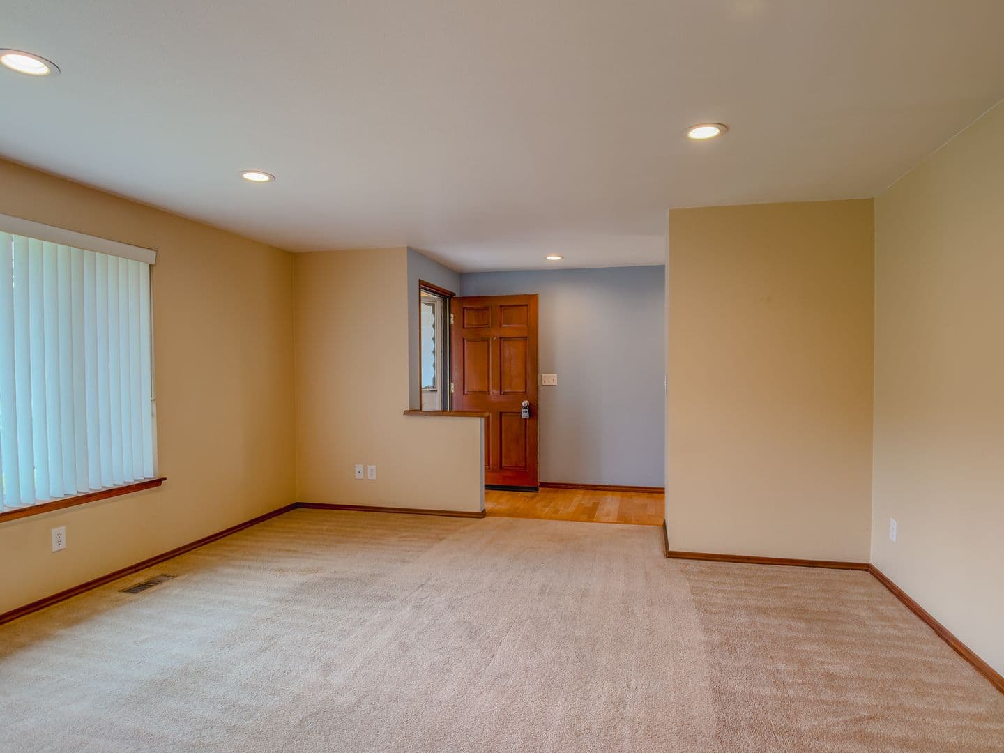 Auburn House: 3305 20th St SE