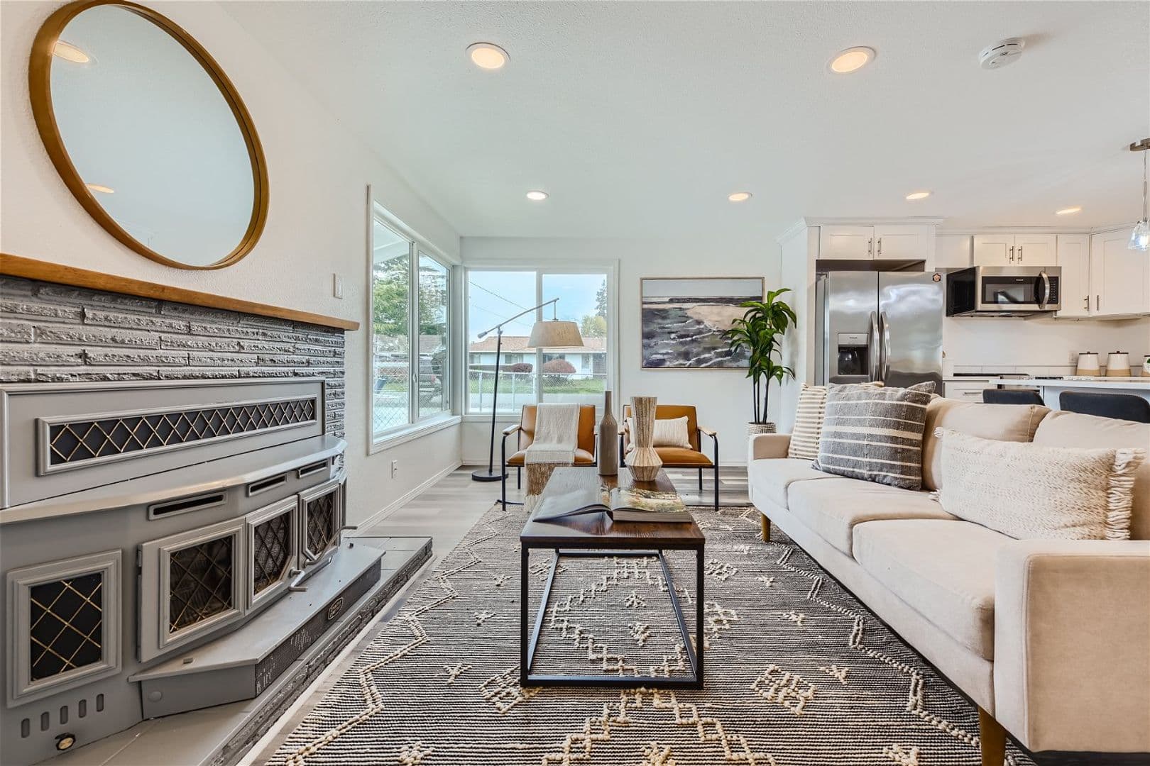 Renton House: 11963 SE 160th St
