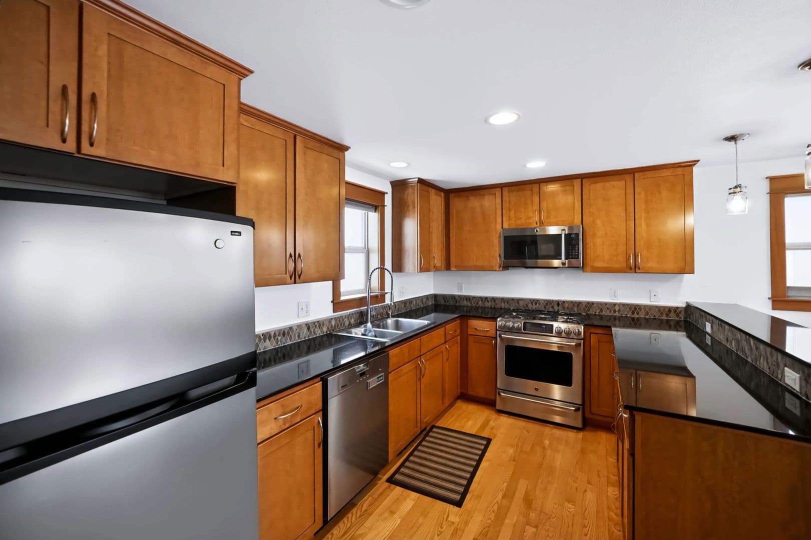 Seattle Townhome: 4305 SW Willow St
