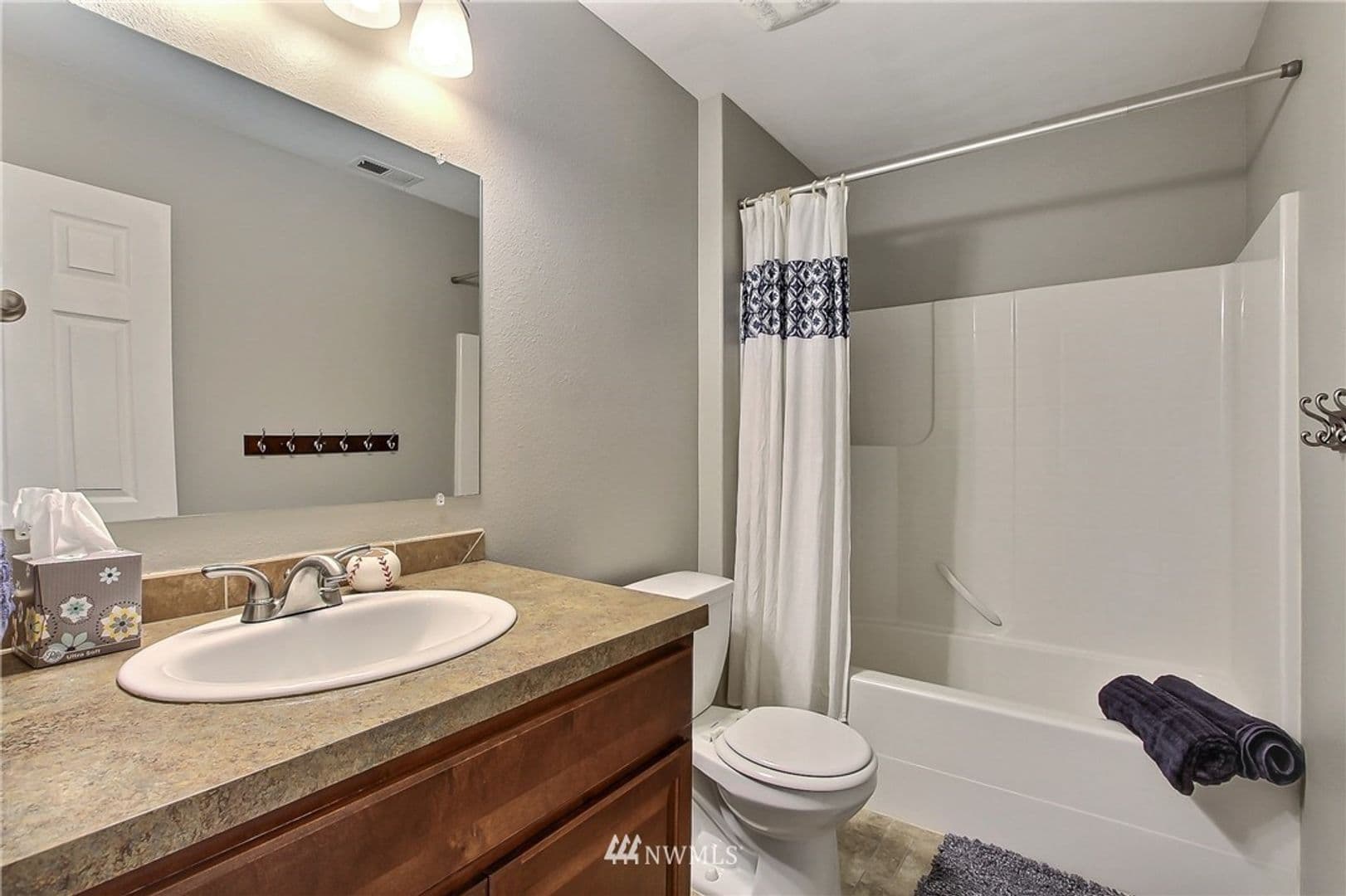 Spanaway House: 2313 193rd St E