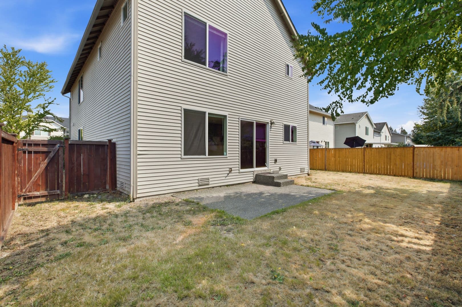 Kent House: 21603 SE 298th Pl