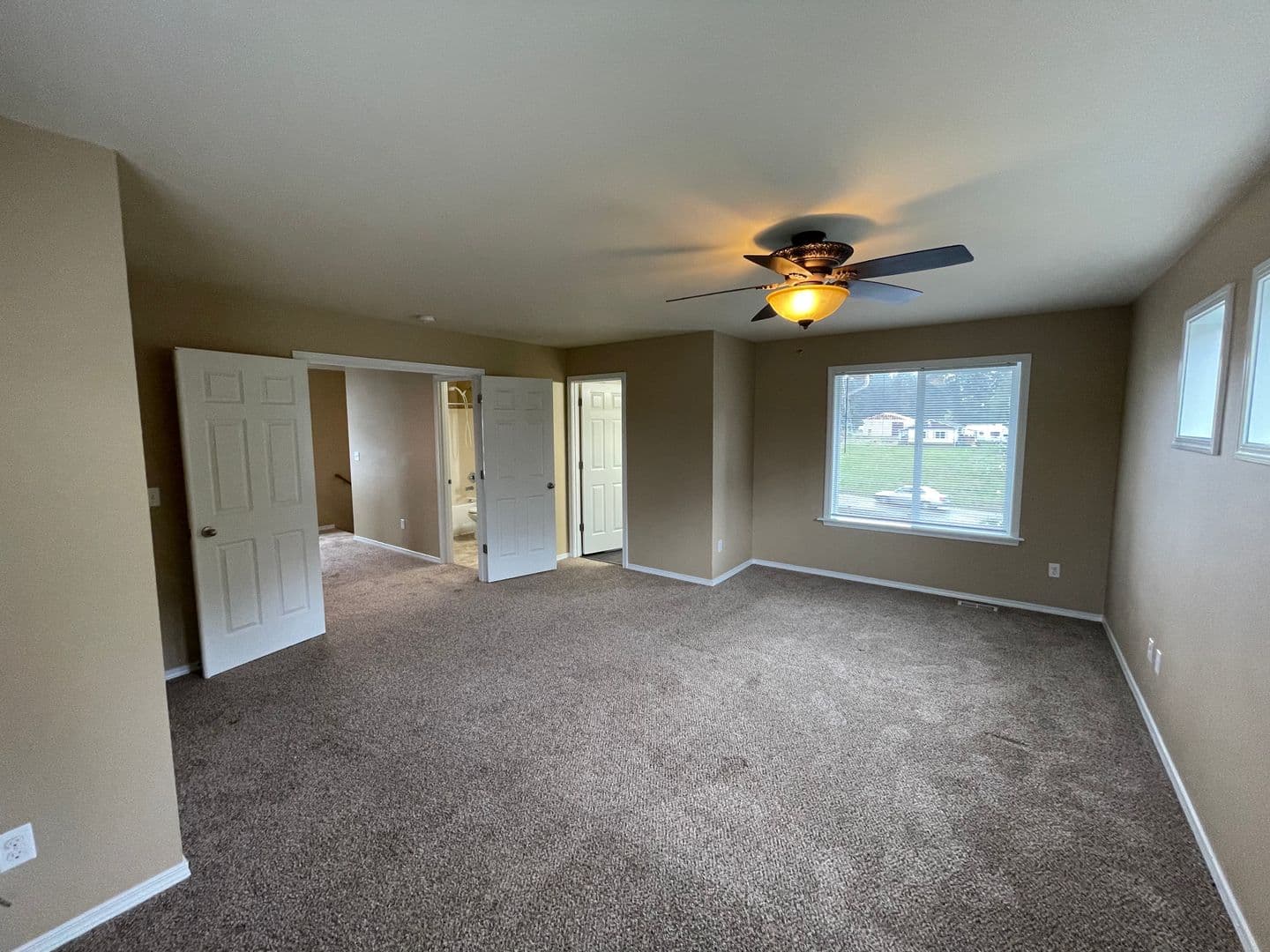 Spanaway House: 20322 46th Ave Ct E