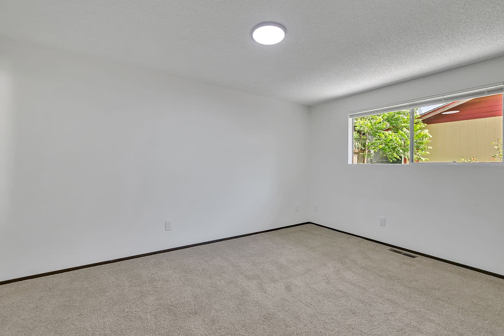 Seattle House: 8832 20th Ave SW