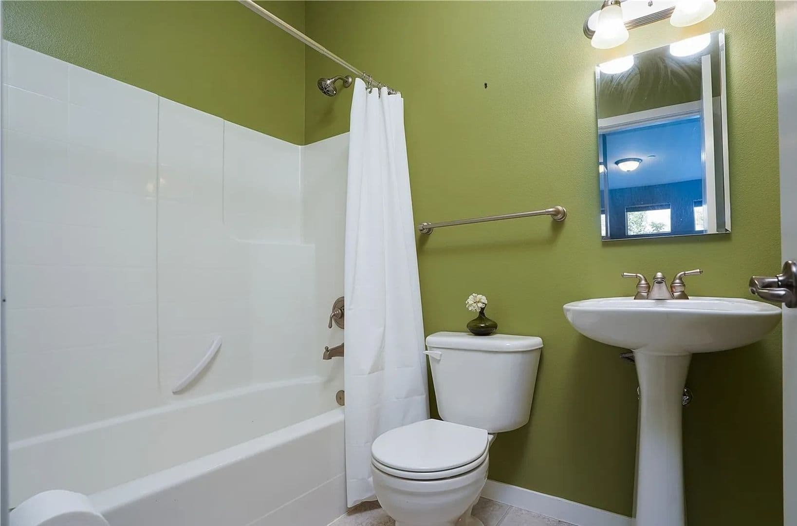 Tacoma Townhome: 2357 Yakima Ct