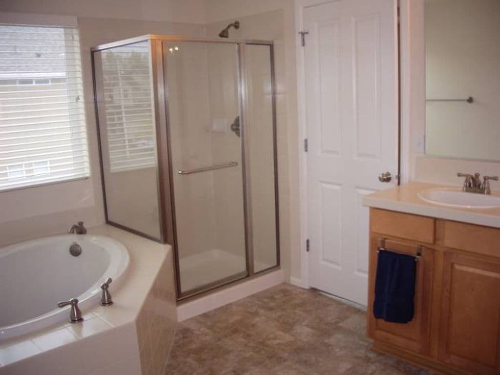 Fife House: 6253 40th St E