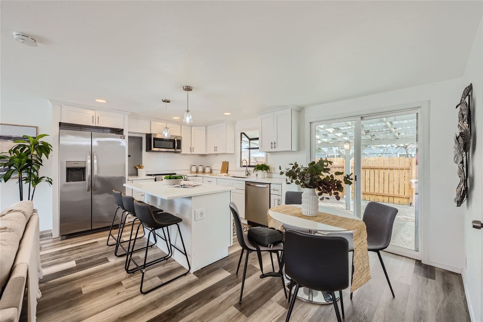 Renton House: 11963 SE 160th St