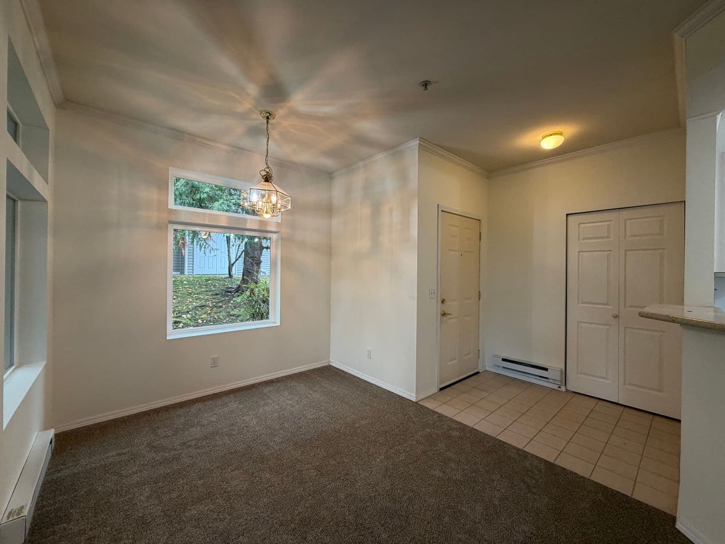 Kent House: 22010 42nd Ave S #104