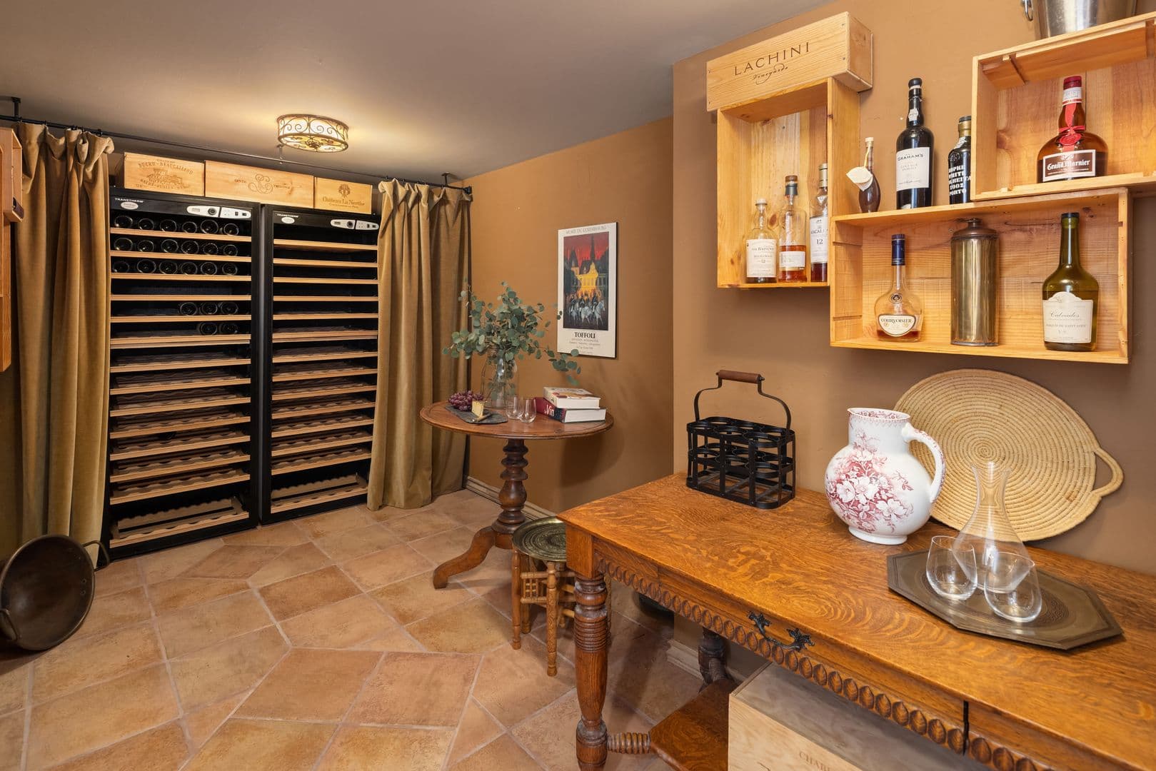 Mercer Island House: 7447 W Mercer Way