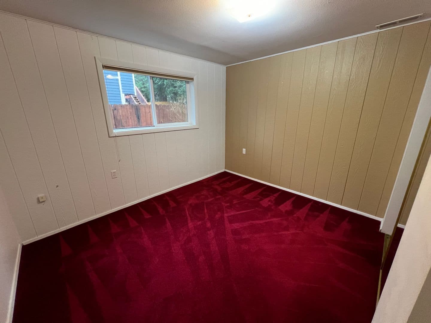 Renton House: 19521 145th Ave SE