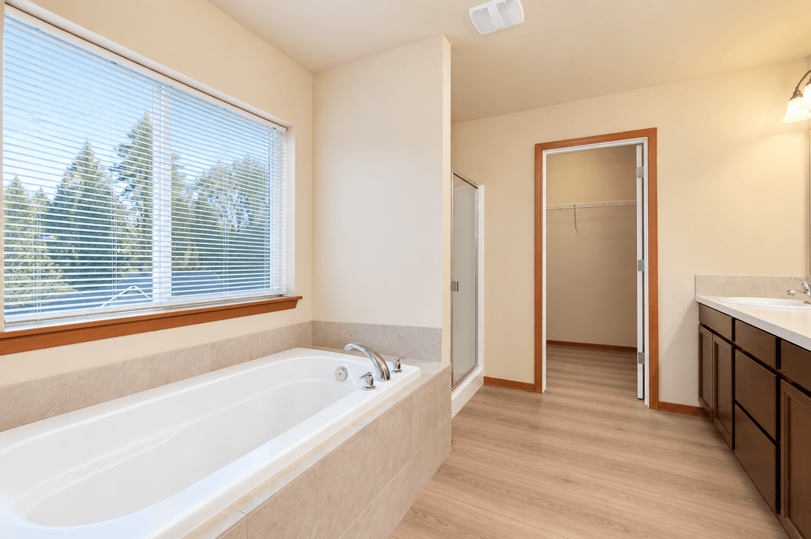 Port orchard House: 5004 Onalaska Loop SE