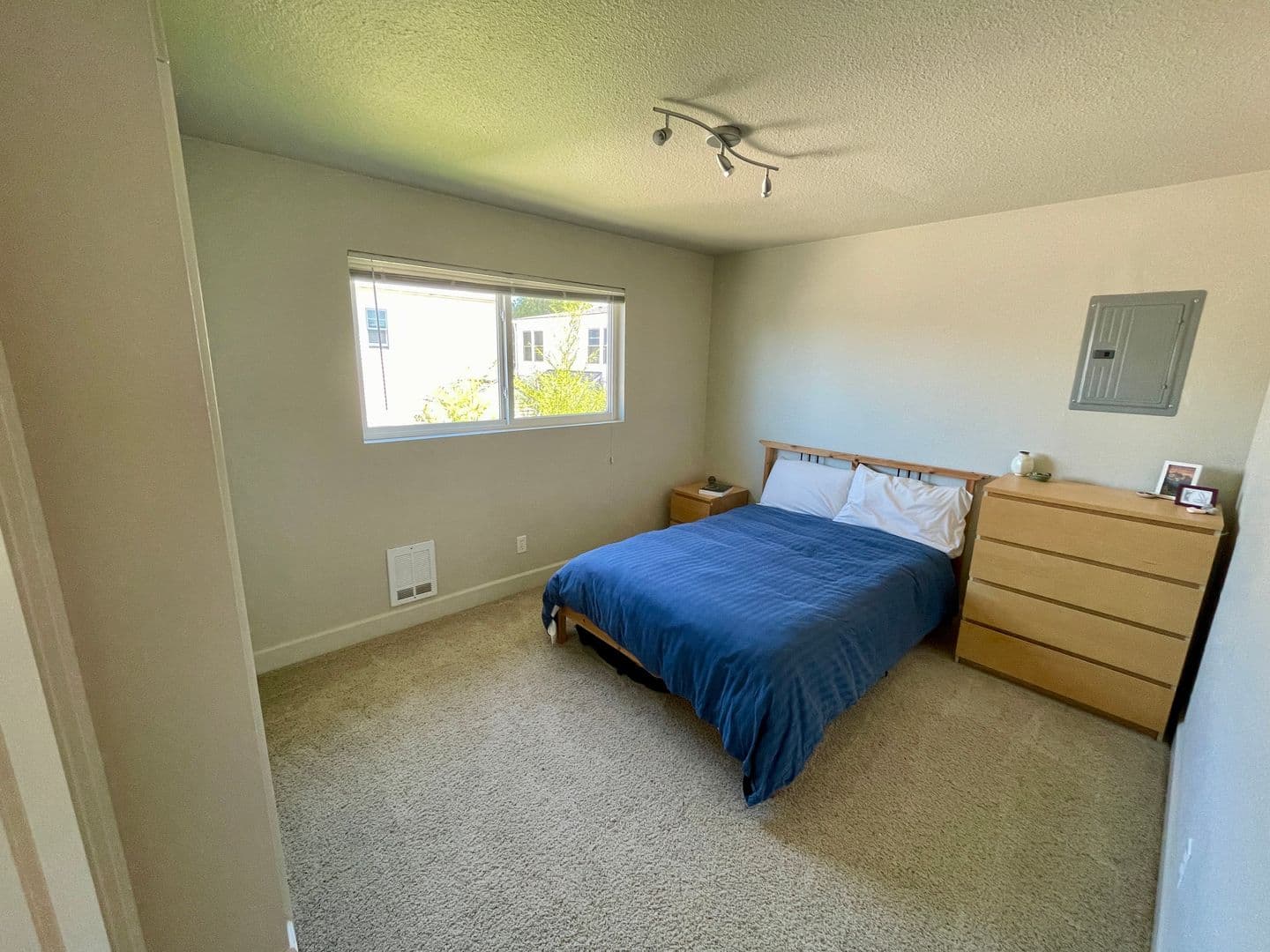 Tacoma Condo: 1111 N. K St Unit 204
