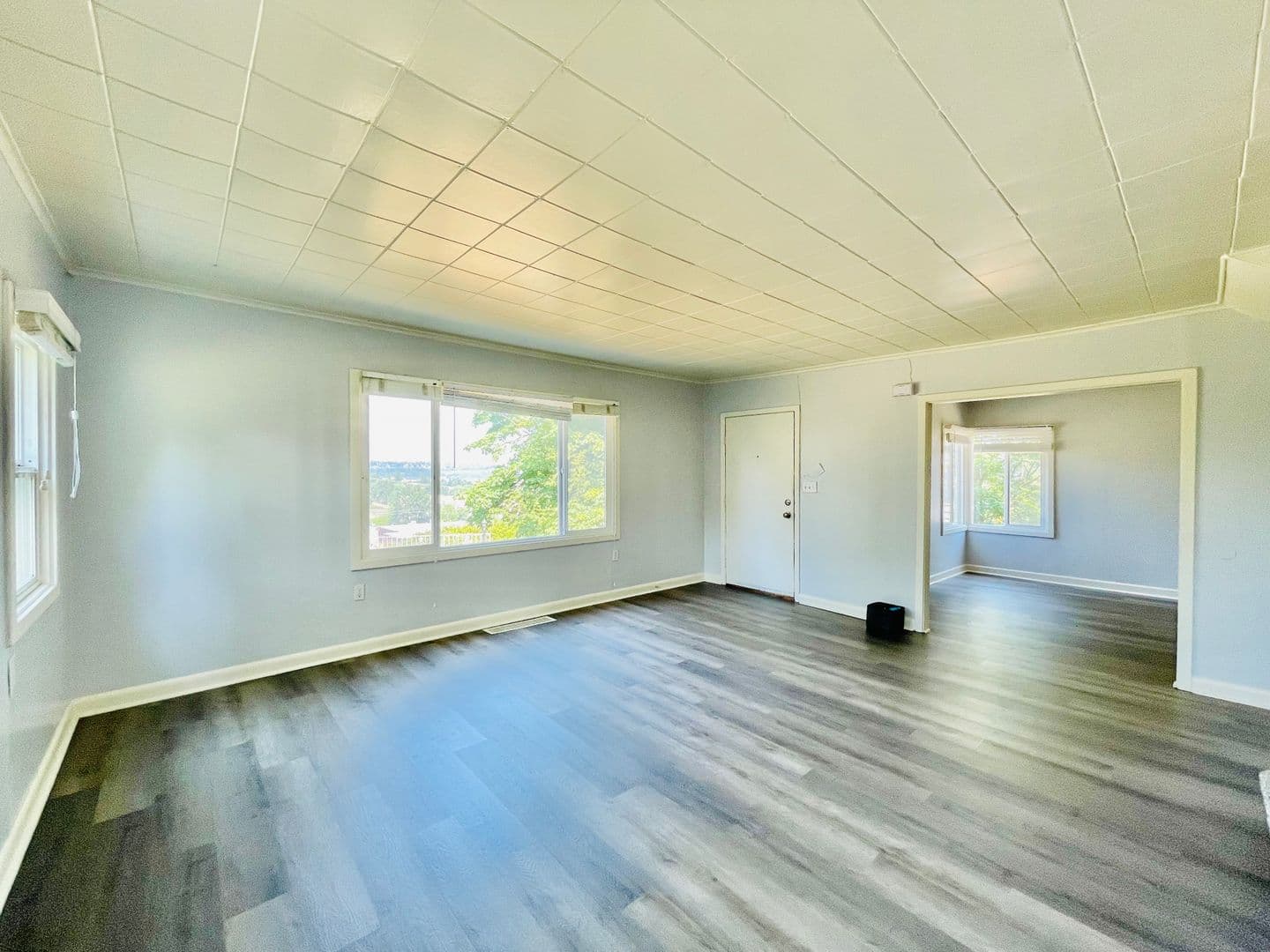 Seattle House: 1403 S 99th St