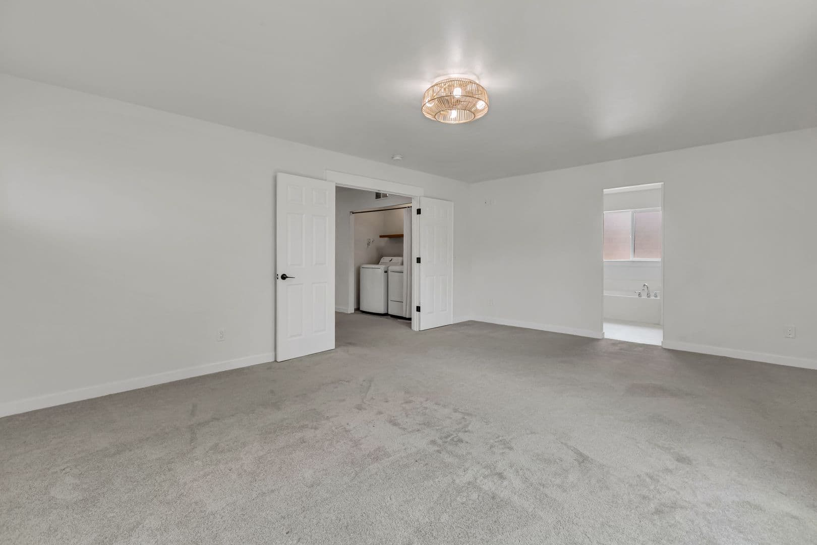 Kent House: 21603 SE 298th Pl