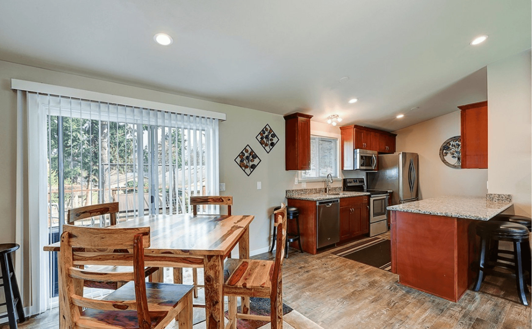 Federal Way House: 33266 34th Ave SW