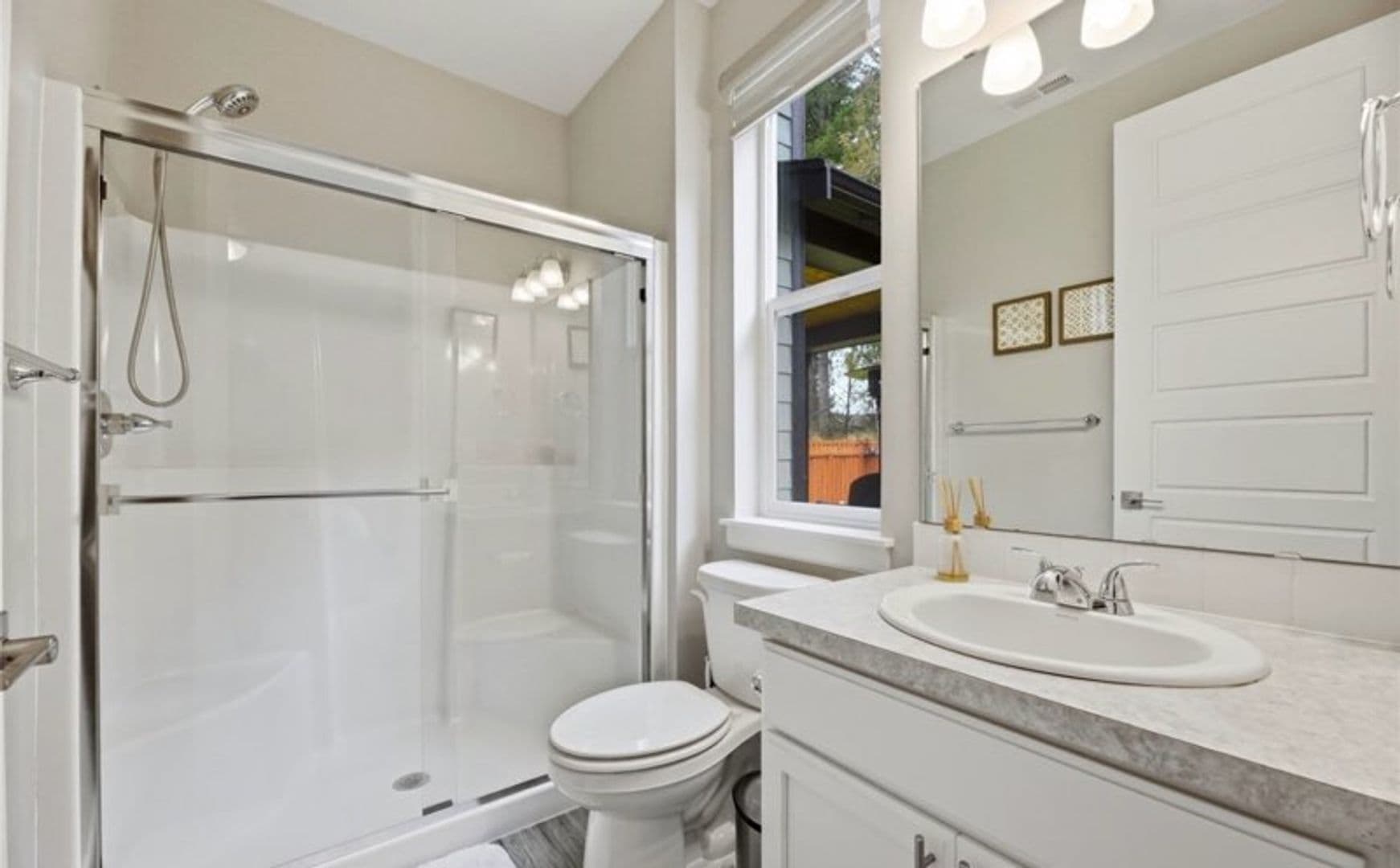 Bonney Lake House: 12813 193rd Ave E