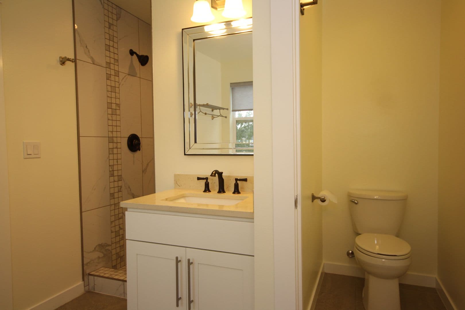 Seattle House: 4627 S Frontenac St