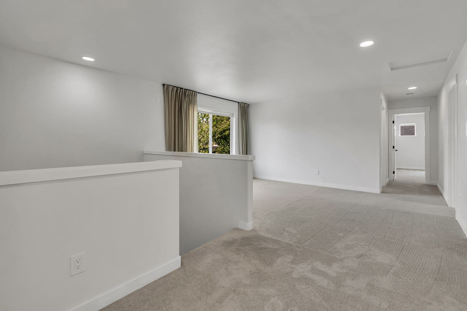 Kent House: 21603 SE 298th Pl