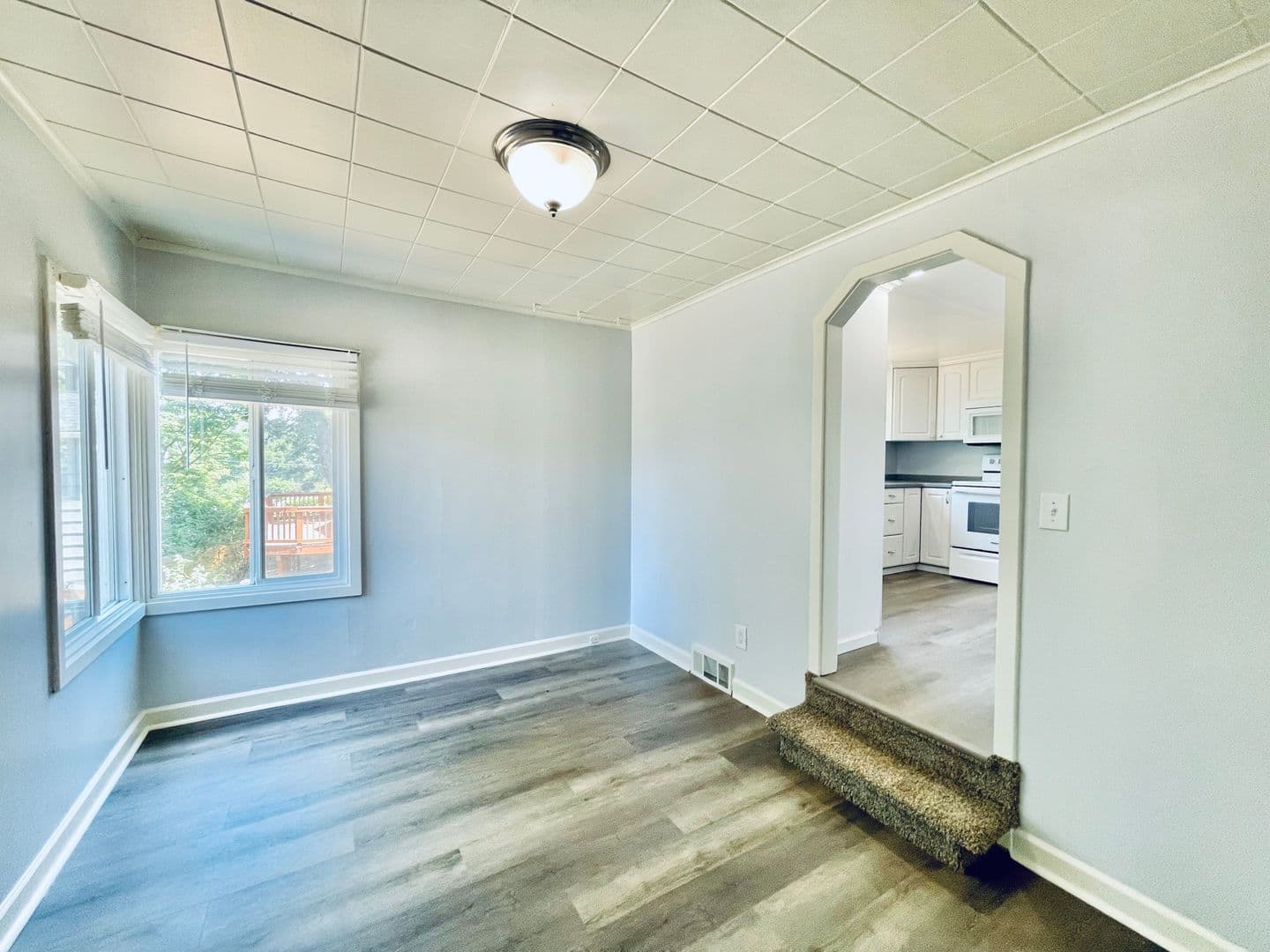 Seattle House: 1403 S 99th St